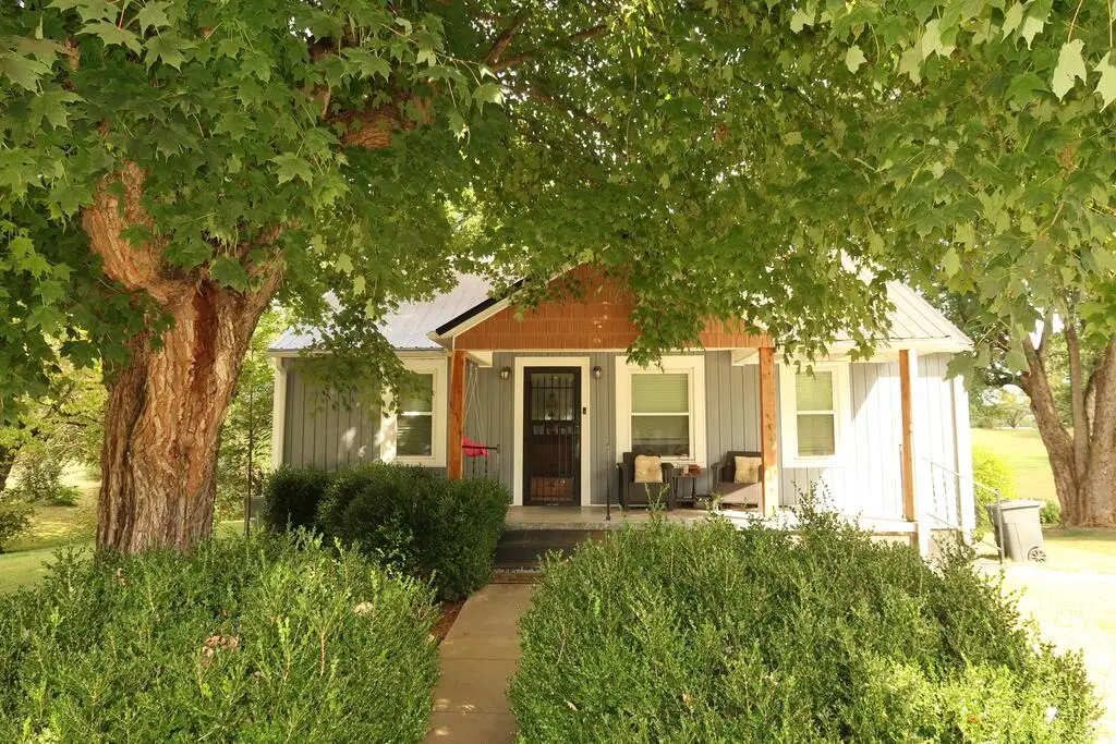 119 Woodland St, Livingston, TN 38570 - #1