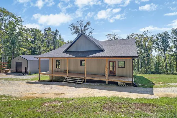715 Crab Mountain Rd, Jamestown, TN 38556