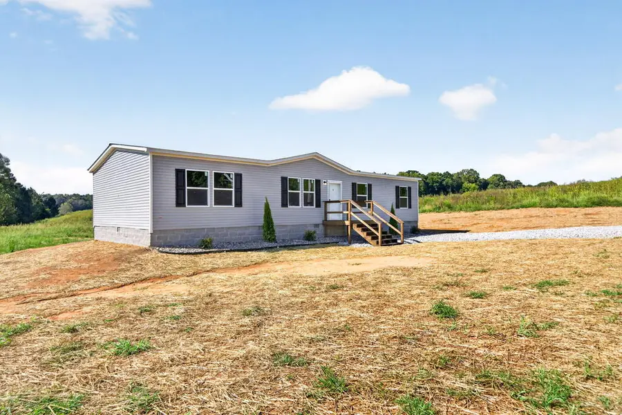 197 Petty Rd, Sparta, TN 38583 - #2