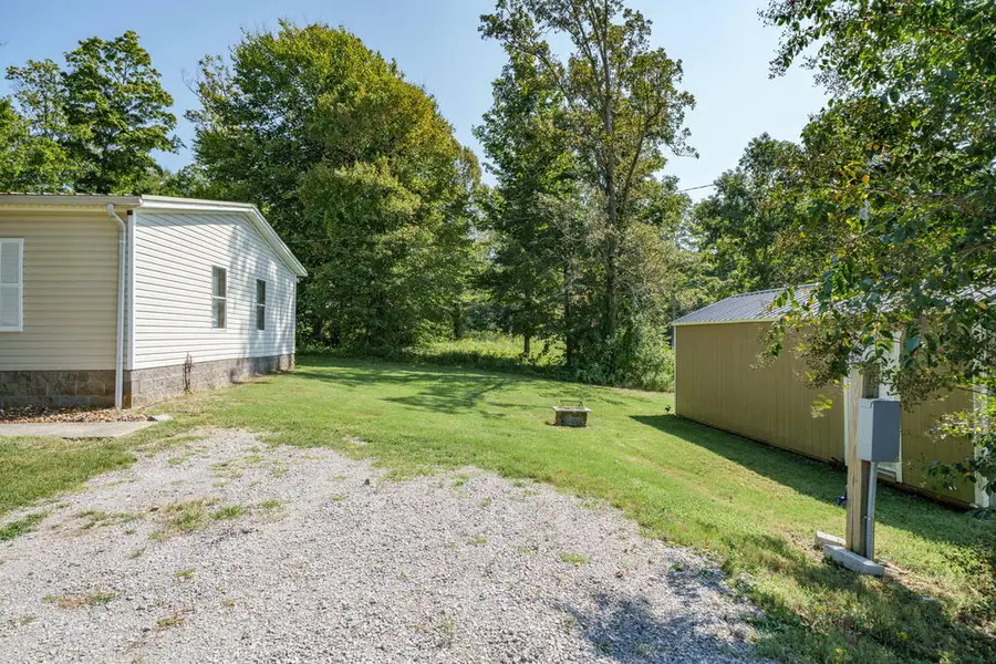 5059 Old Ky Rd, Byrdstown, TN 38549 - #3