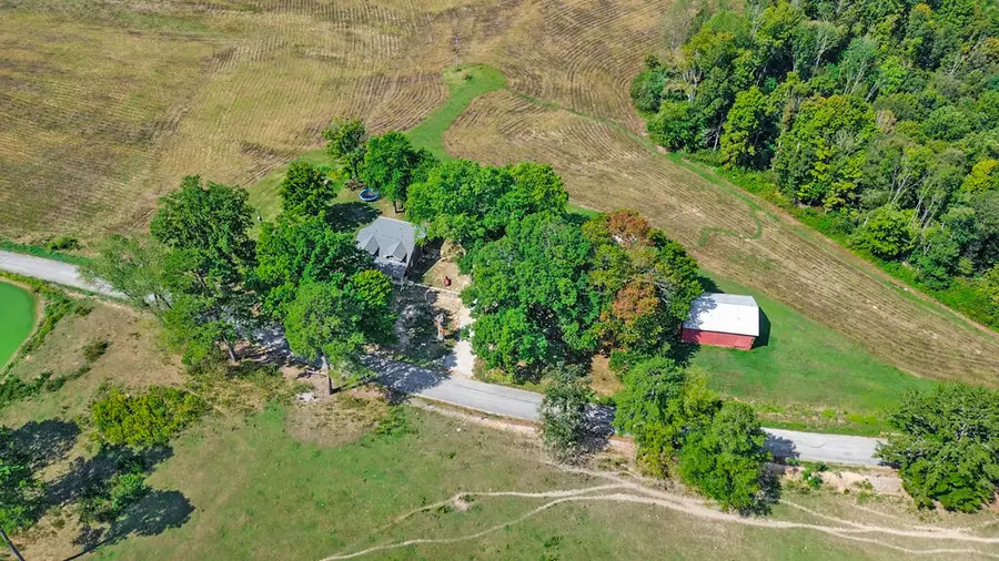 9750 Faix Road, Byrdstown, TN 38556 - #3