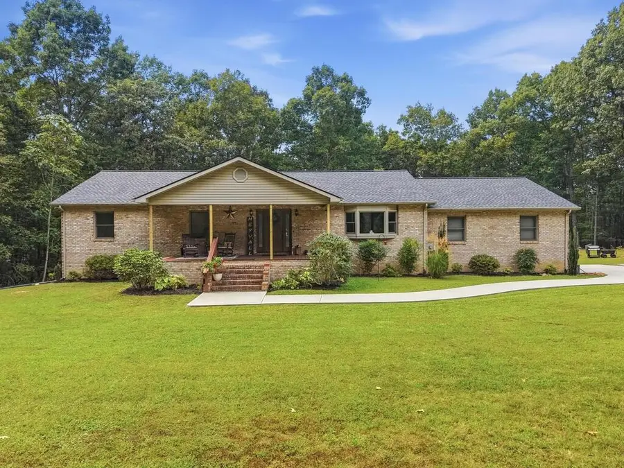 2362 Pow Camp Rd, Crossville, TN 38572 - #2