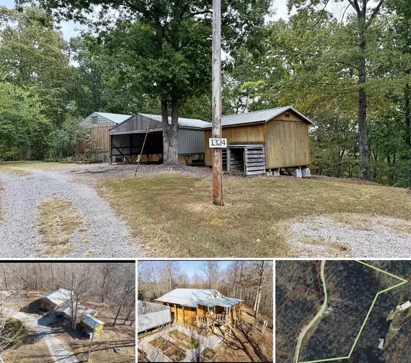 1324 W James White Rd, Celina, TN 38551