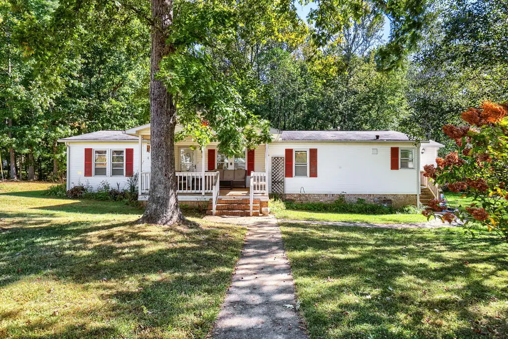 1011 Phillips Dr, Monterey, TN 38574 - #1