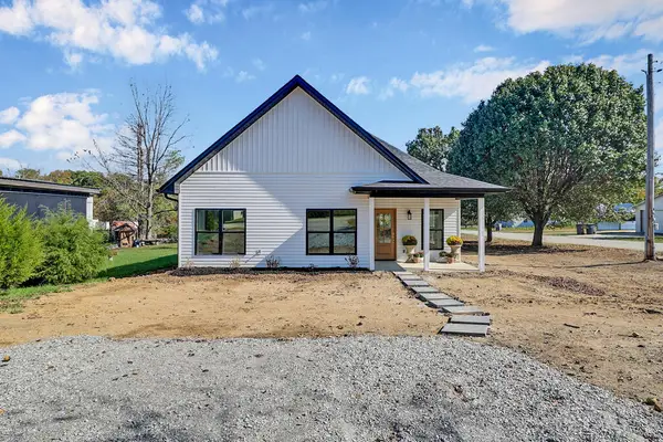 304 W Stewart Ave, MONTEREY, TN 38574
