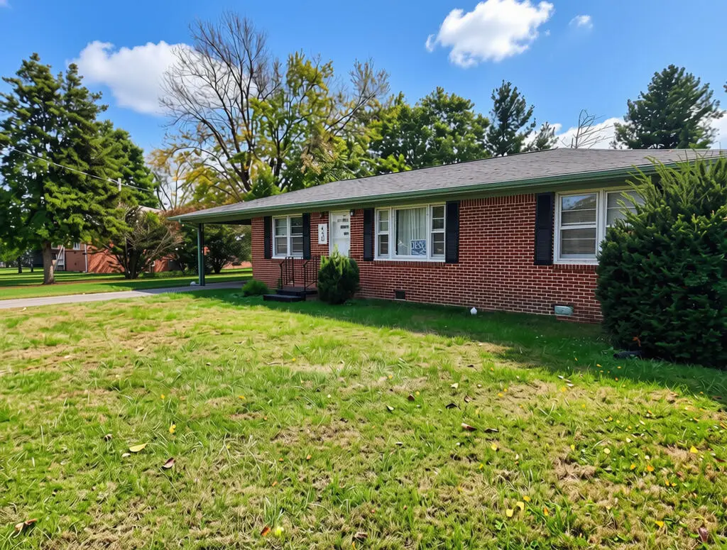 460 W Stevens St, Cookeville, TN 38501 - #1