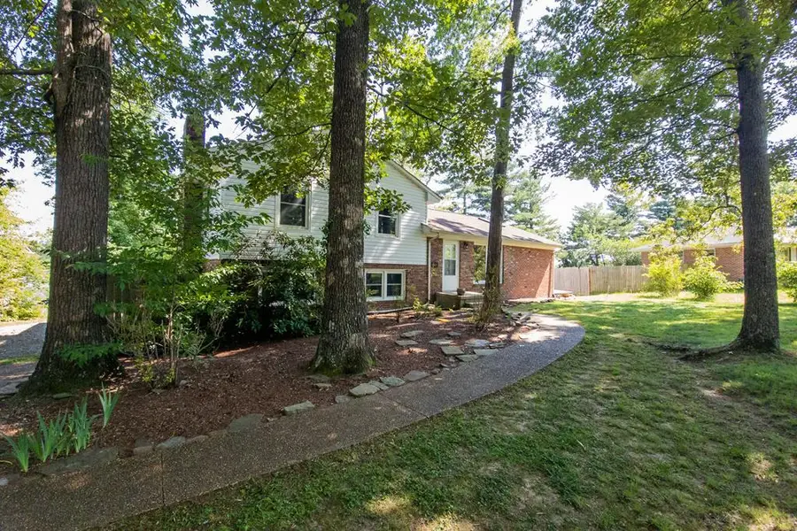 935 Glenwood Dr, Cookeville, TN 38501-1927 - #2