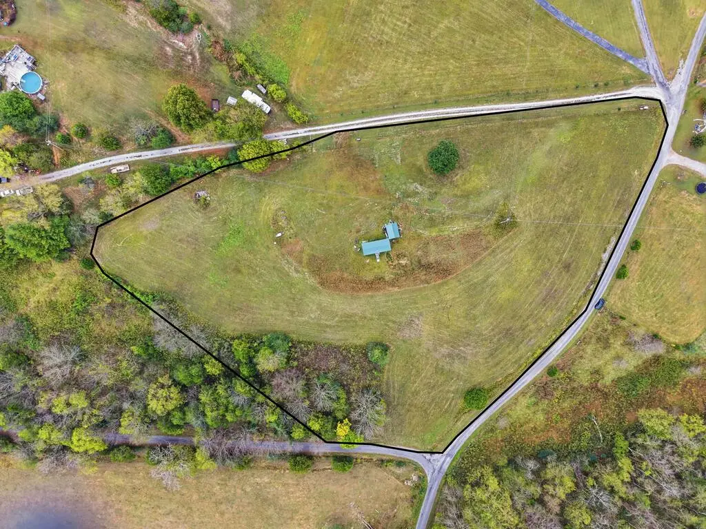 241 241 Cabin Hill Rd, Celina, TN 38551 - #1