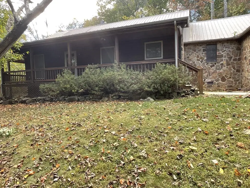 225 Eagle Crest Drive, Byrdstown, TN 38549 - #1