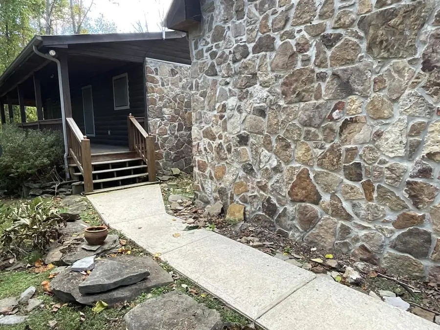 225 Eagle Crest Drive, Byrdstown, TN 38549 - #3