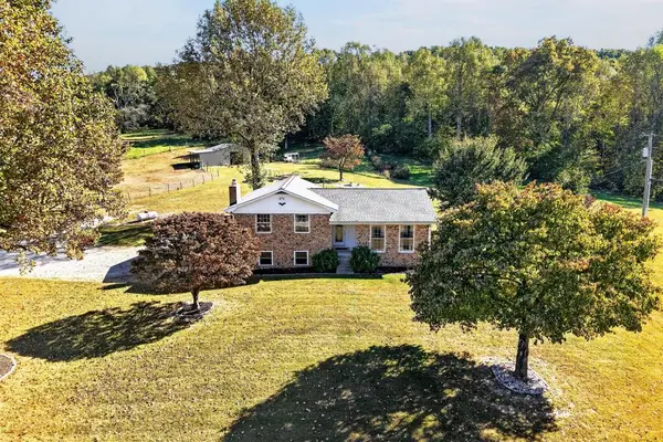 9376 Spring Creek Rd, COOKEVILLE, TN 38506