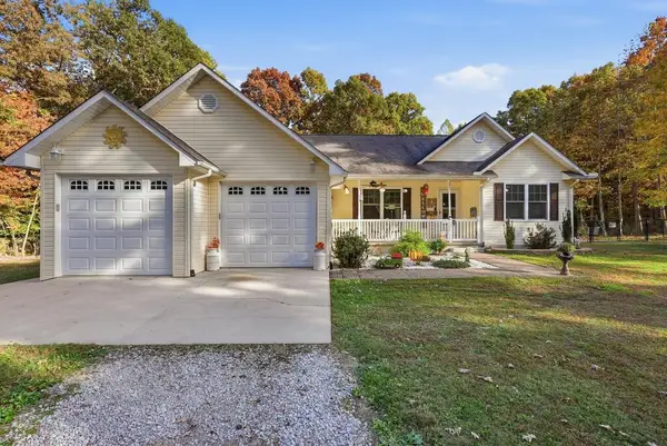 226 Frontier Dr, Grimsley, TN 38565
