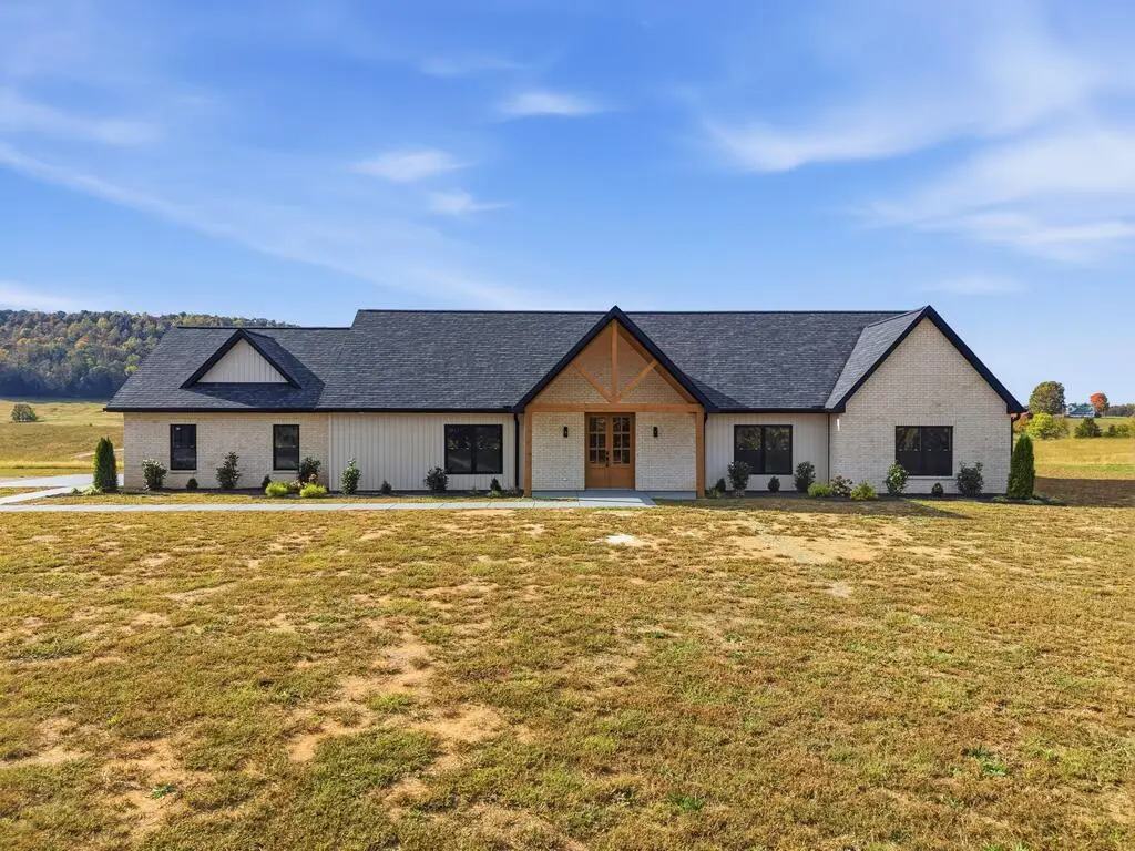 4169 Gum Springs Mountain Rd, Sparta, TN 38583 - #1