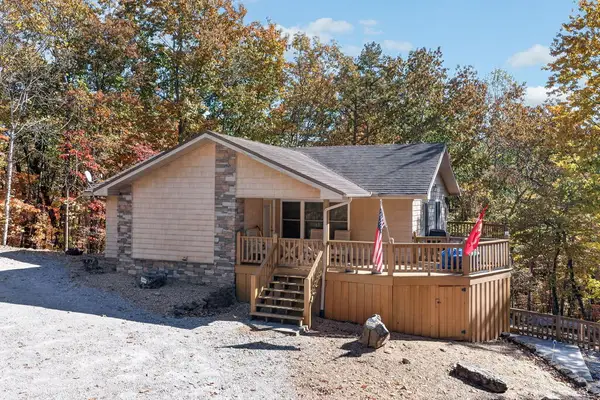 221 Cumberland Cove Rd, MONTEREY, TN 38574