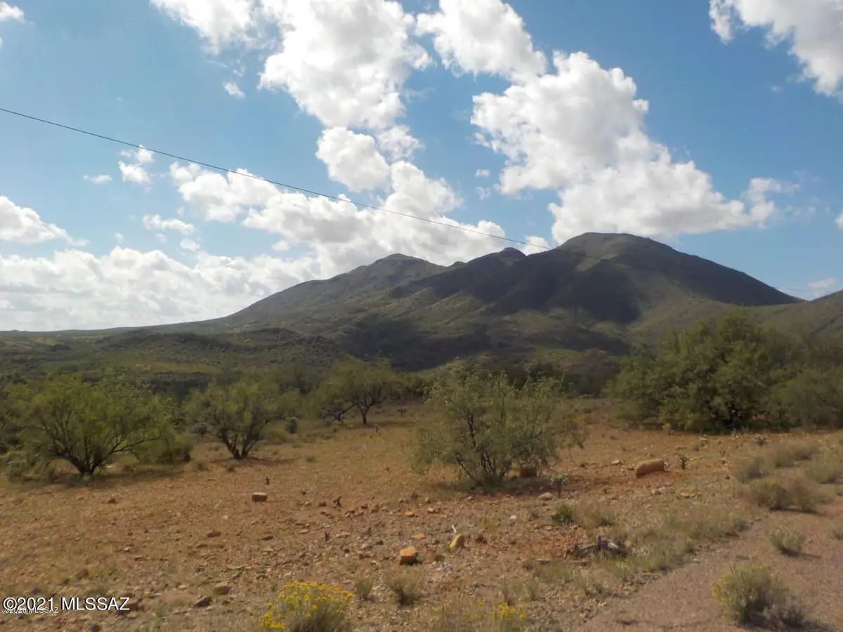 137 Circulo Milpas, Rio Rico, AZ 85648 - Image #1