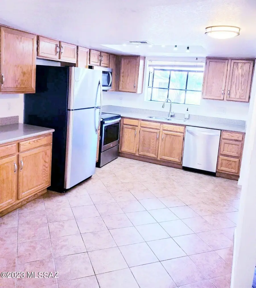 10126 E Arizmo Street, Tucson, AZ 85748 - Image #2