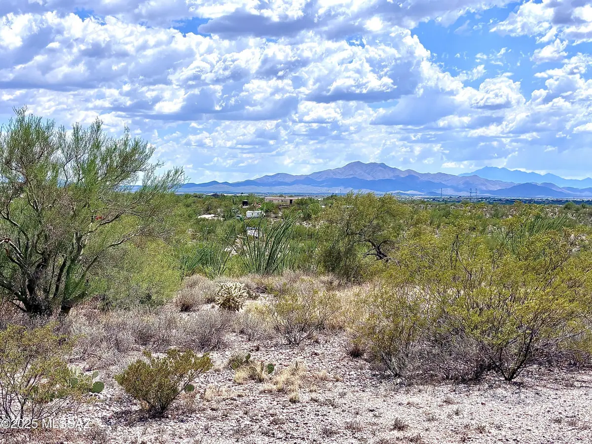 14674 E Colossal Cave Road, Vail, AZ 85641 - Image #1