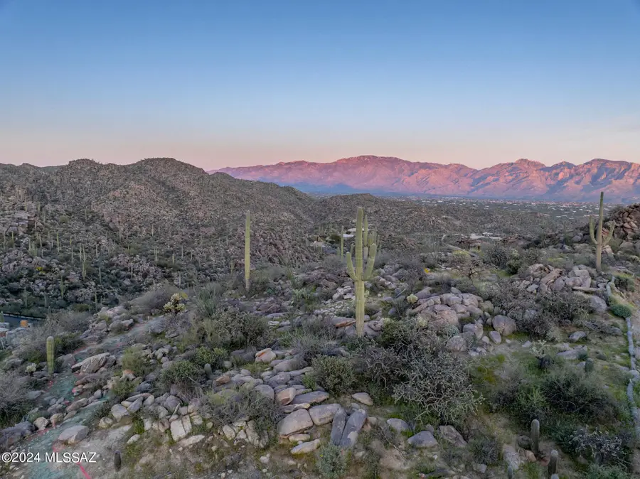 14280 N Moongaze Drive #4, Marana, AZ 85658 - Image #2