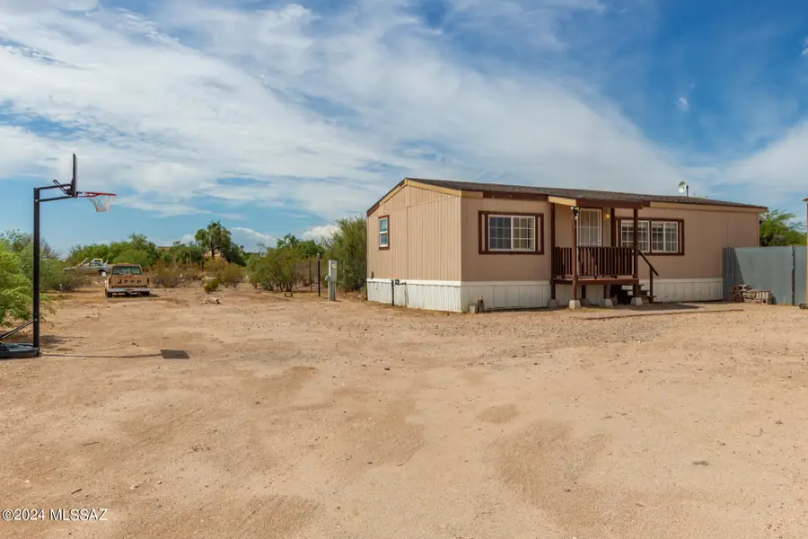16925 W Sharps Road, Marana, AZ 85653 - Image #3