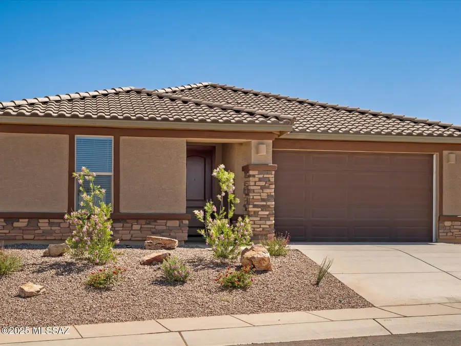 350 N Pecan Canyon Lane, Sahuarita, AZ 85629 - Image #2