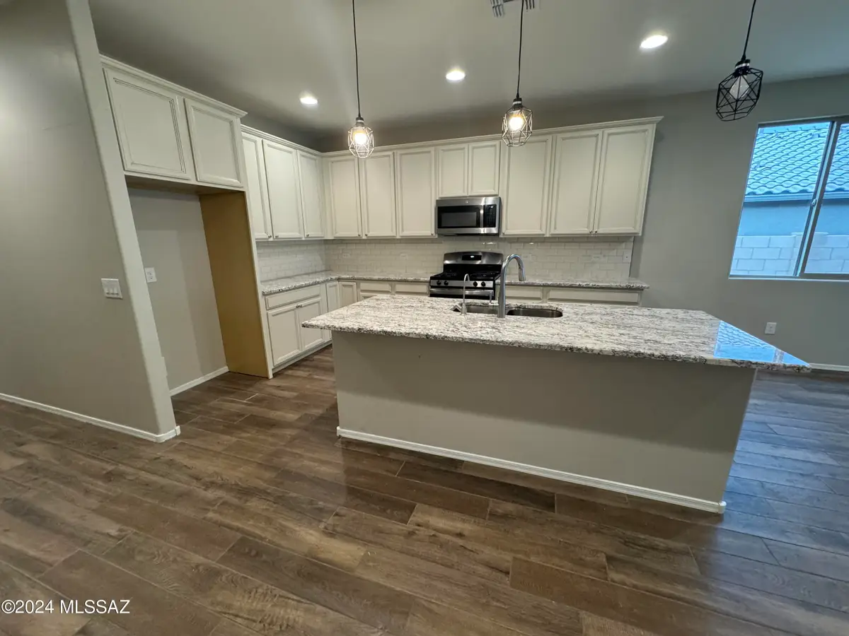 10207 S Moonlit Riverwalk Trail, Vail, AZ 85641 - Image #1