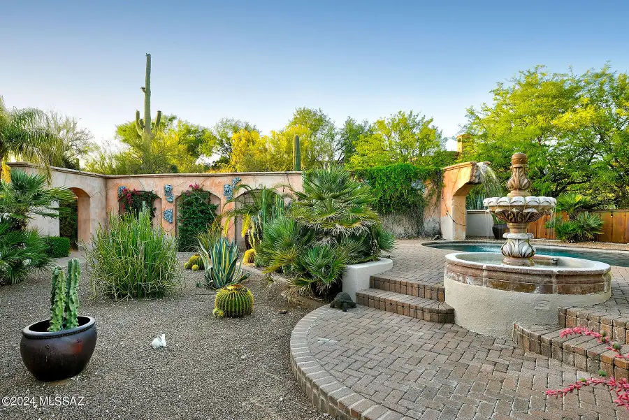 5090 N Corte De Catalonia, Tucson, AZ 85718 - Image #3