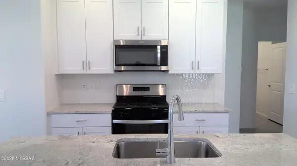 10381 W Granderson Street, Marana, AZ 85653