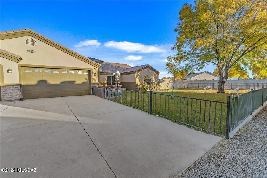 849 S Lucille Lane, Thatcher, AZ 85552 - Image #2