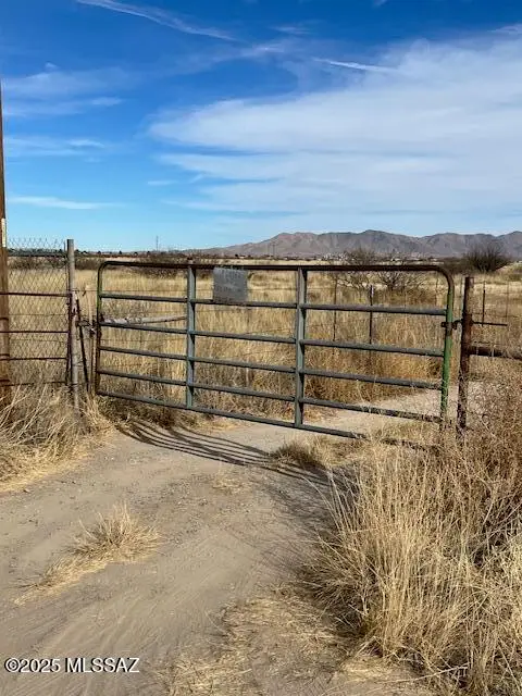 1233 S Newhouse Lane, Willcox, AZ 85643 - Image #2