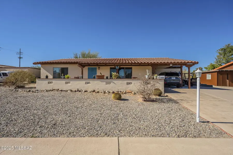 434 S Abrego Drive, Green Valley, AZ 85614 - Image #3