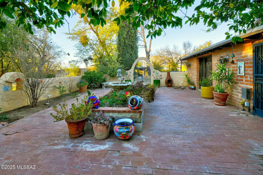 5180 E Fort Lowell Road, Tucson, AZ 85712 - Image #3