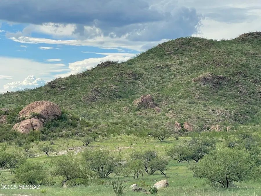 000 Shadow Crest, Tubac, AZ 85646 - Image #2