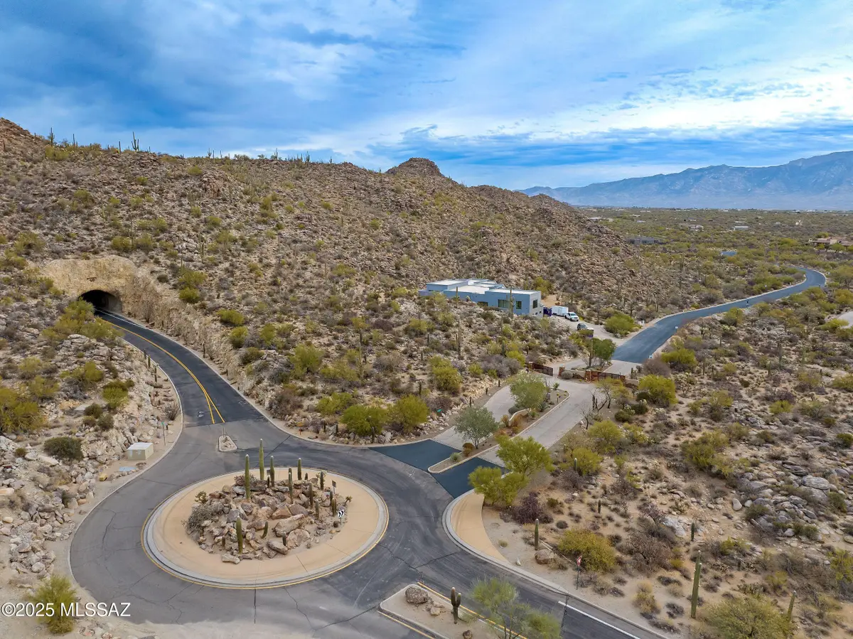 13143 N T Bench Bar 4 Place #4, Marana, AZ 85658 - Image #1