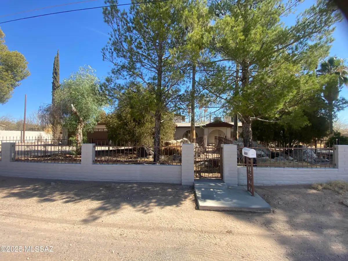 6869 S Seehorn Avenue, Tucson, AZ 85757 - Image #1