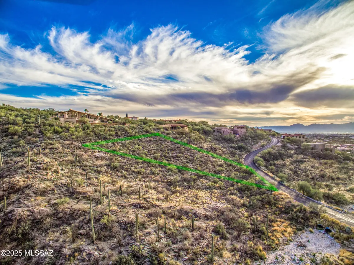 7574 N Camino Sin Vacas, Tucson, AZ 85718 - Image #1