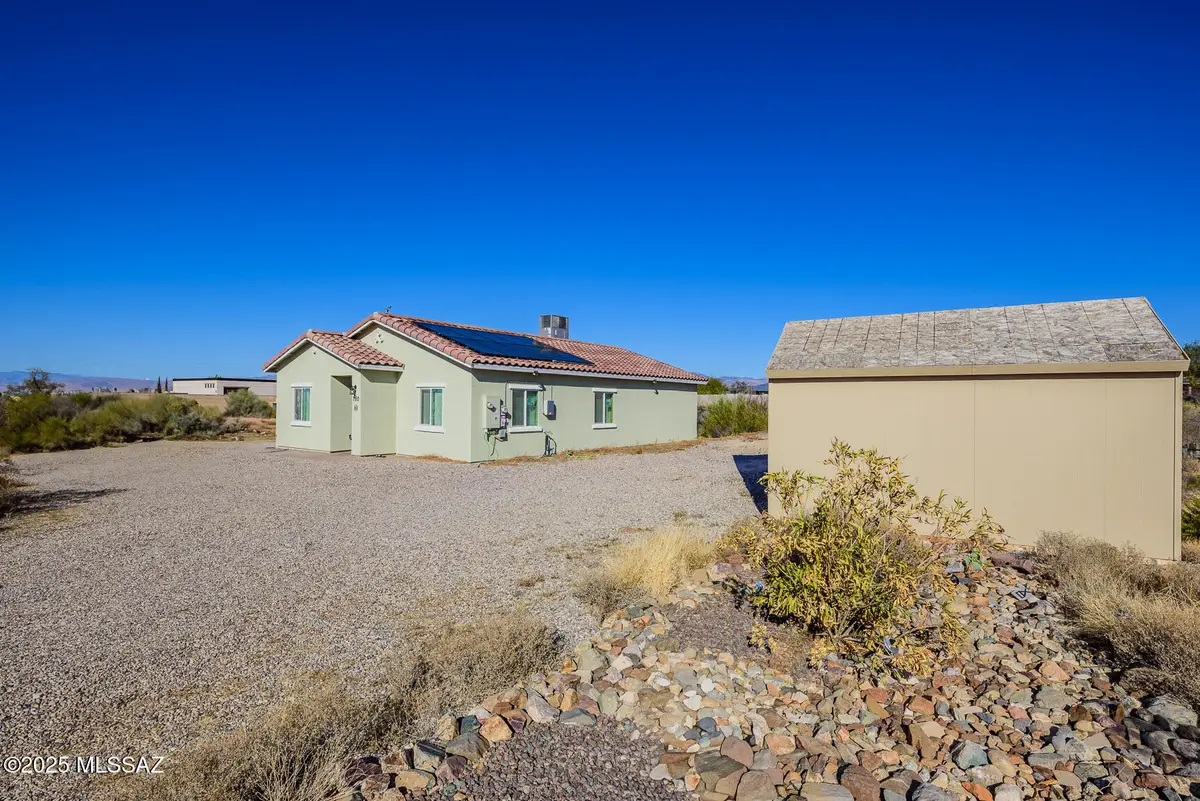 780 N Maxine Drive, Vail, AZ 85641 - Image #1