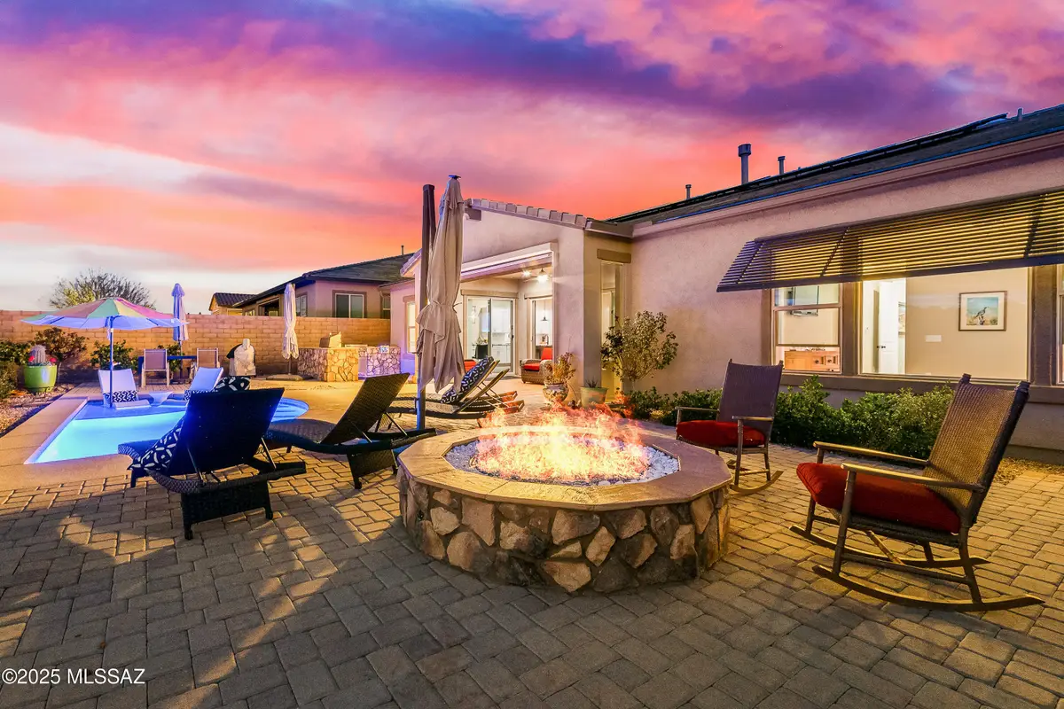 13725 N Hidden Springs Drive, Oro Valley, AZ 85755 - Image #1