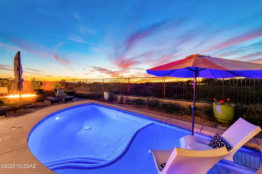 13725 N Hidden Springs Drive, Oro Valley, AZ 85755 - Image #2