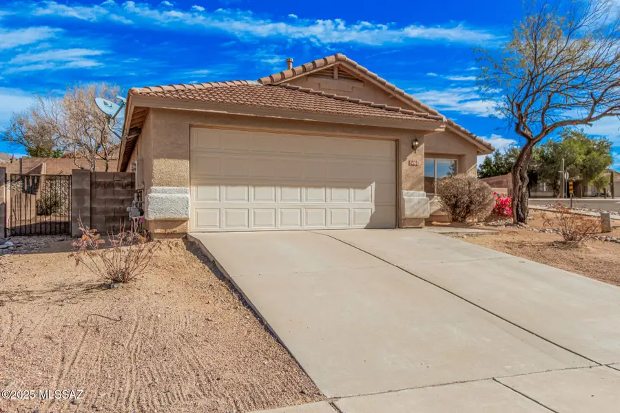 5466 W Durham Hills Street, Marana, AZ 85658 - Image #2