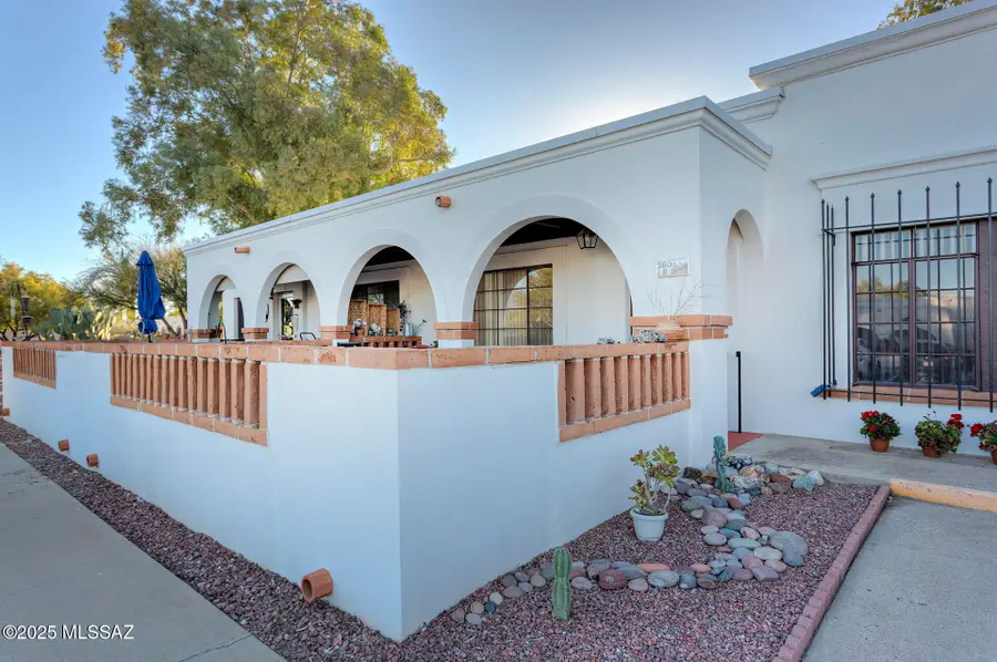 380 Paseo Cerro #B, Green Valley, AZ 85614 - Image #2