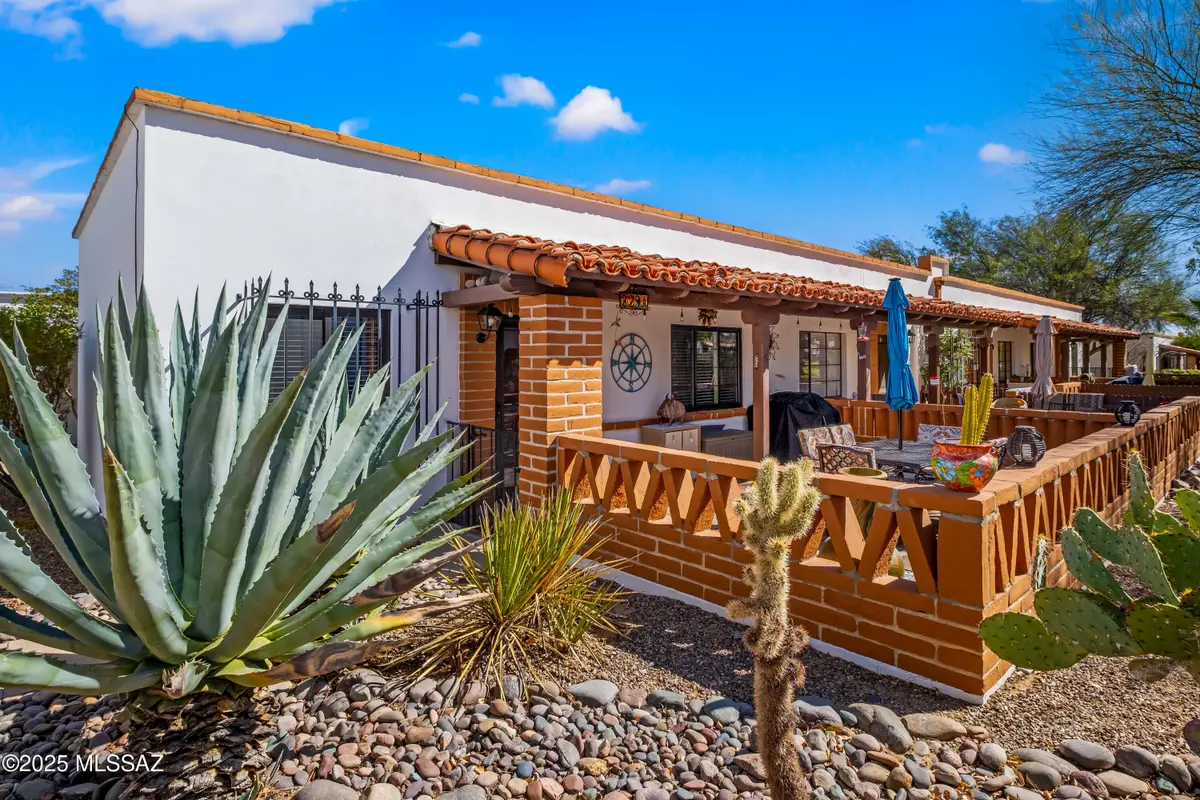 329 S Paseo Sarta #A, Green Valley, AZ 85614 - Image #1