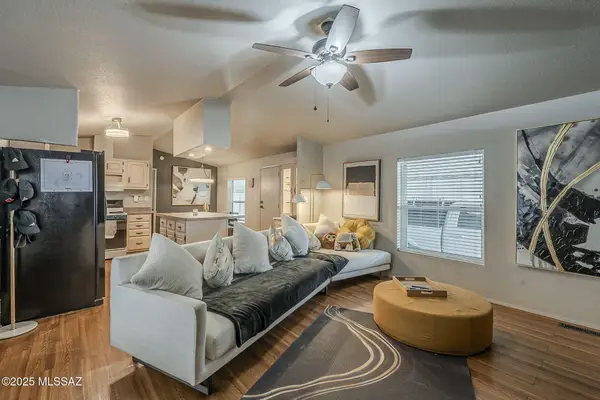 101 W River Road #17, Tucson, AZ 85704