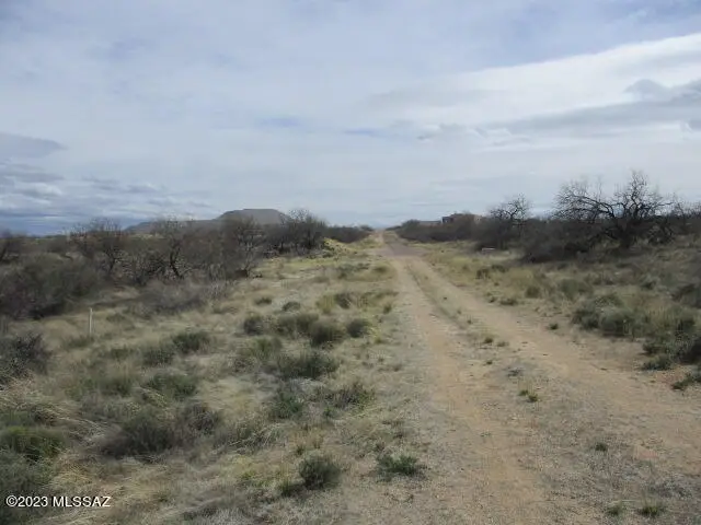 18535 S Bonanza Gold Drive #B, Sahuarita, AZ 85629 - Image #3
