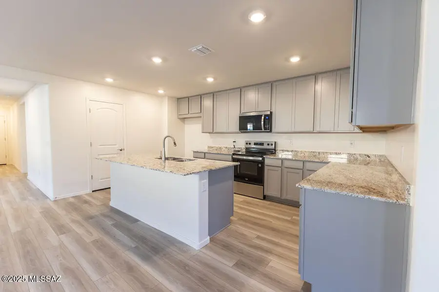 9512 E Meola Drive, Tucson, AZ 85747 - Image #2