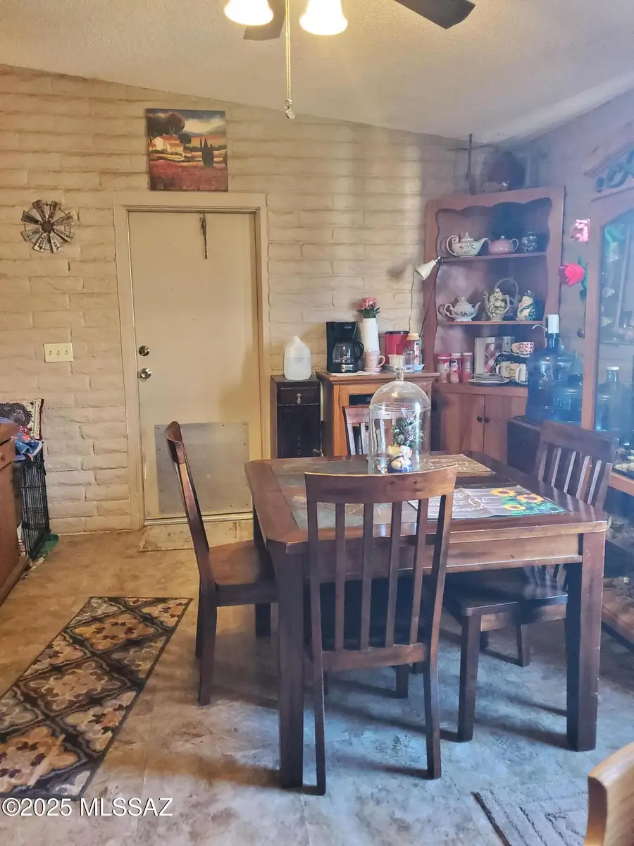 107 E Avenue H, San Manuel, AZ 85631 - Image #3