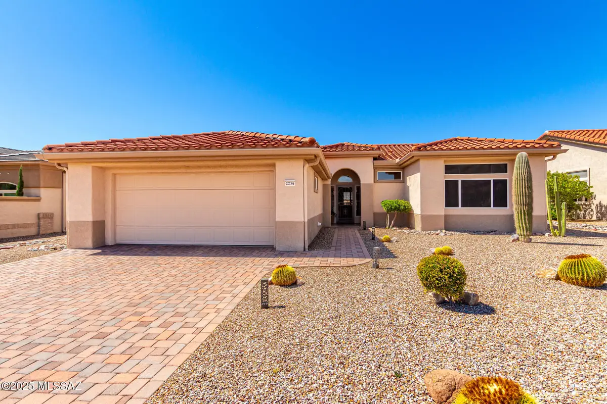 2236 E Romero Canyon Drive, Oro Valley, AZ 85755 - Image #1