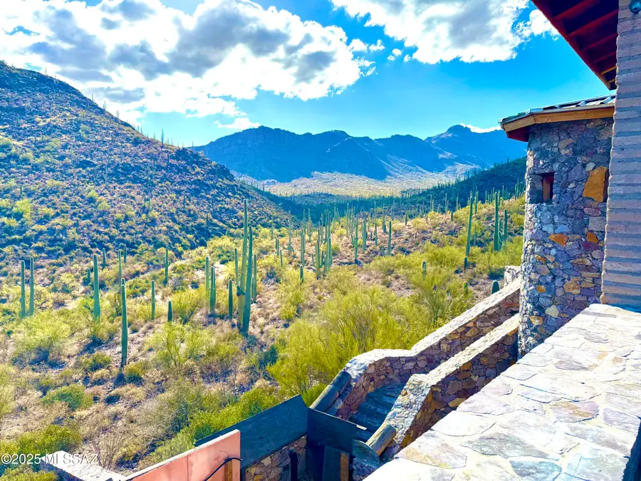 5555 W Chaos Canyon Lane, Tucson, AZ 85745 - Image #2