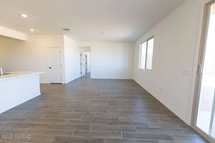 898 W Calle Bombona, Sahuarita, AZ 85629 - Image #3