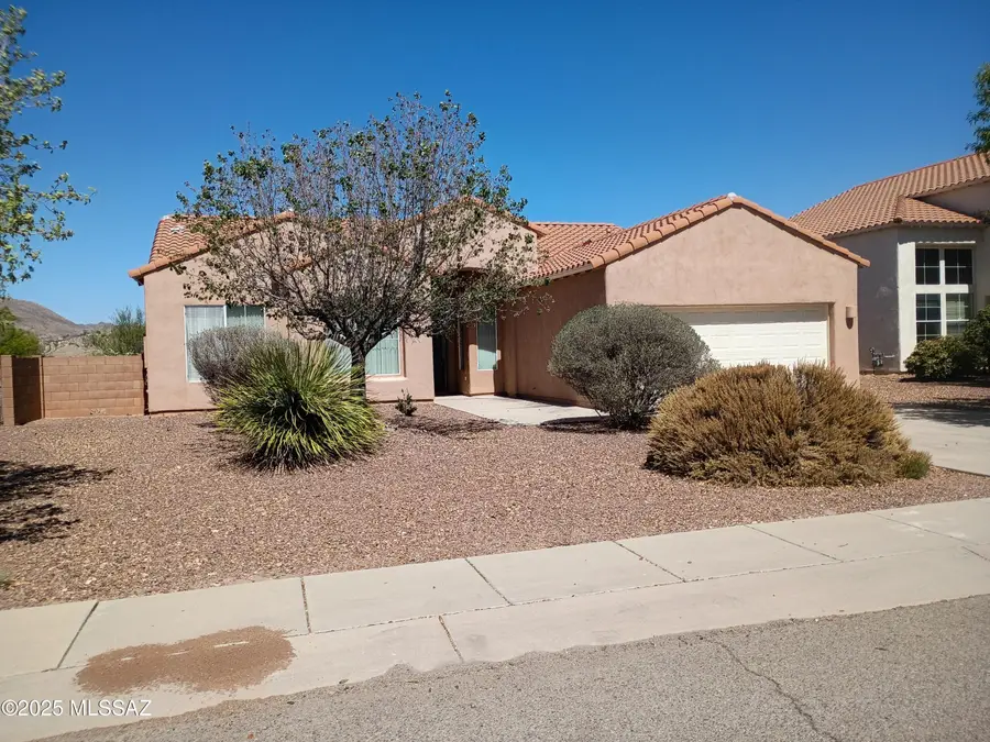 407 Via Capri, Rio Rico, AZ 85648 - #2