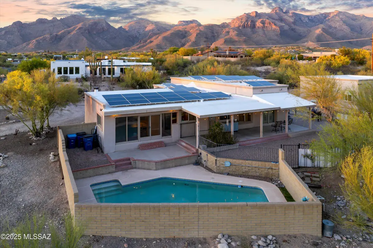 6620 N Camino Padre Isidoro, Tucson, AZ 85718 - #1